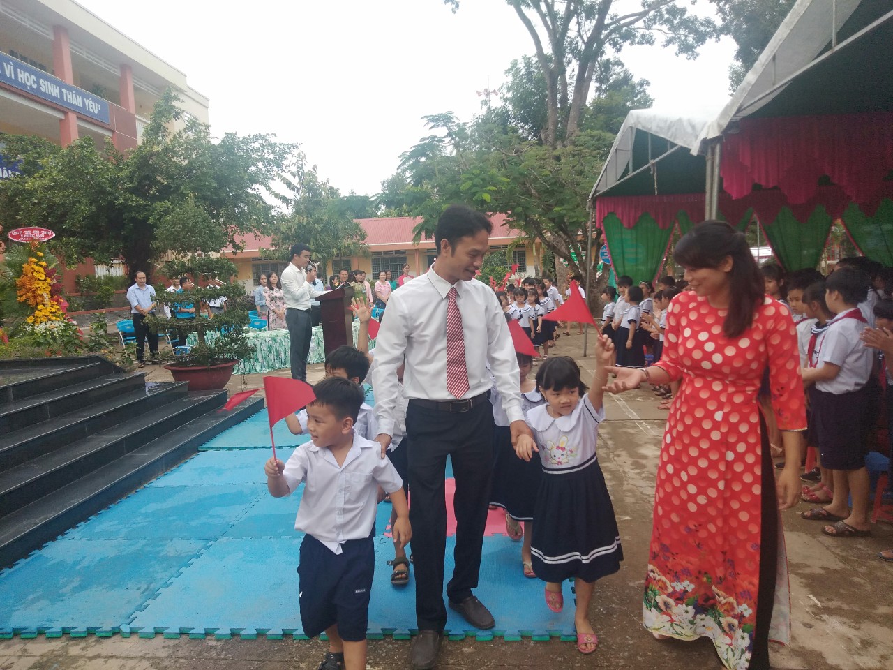 f8ca175f4f98a8c6f189