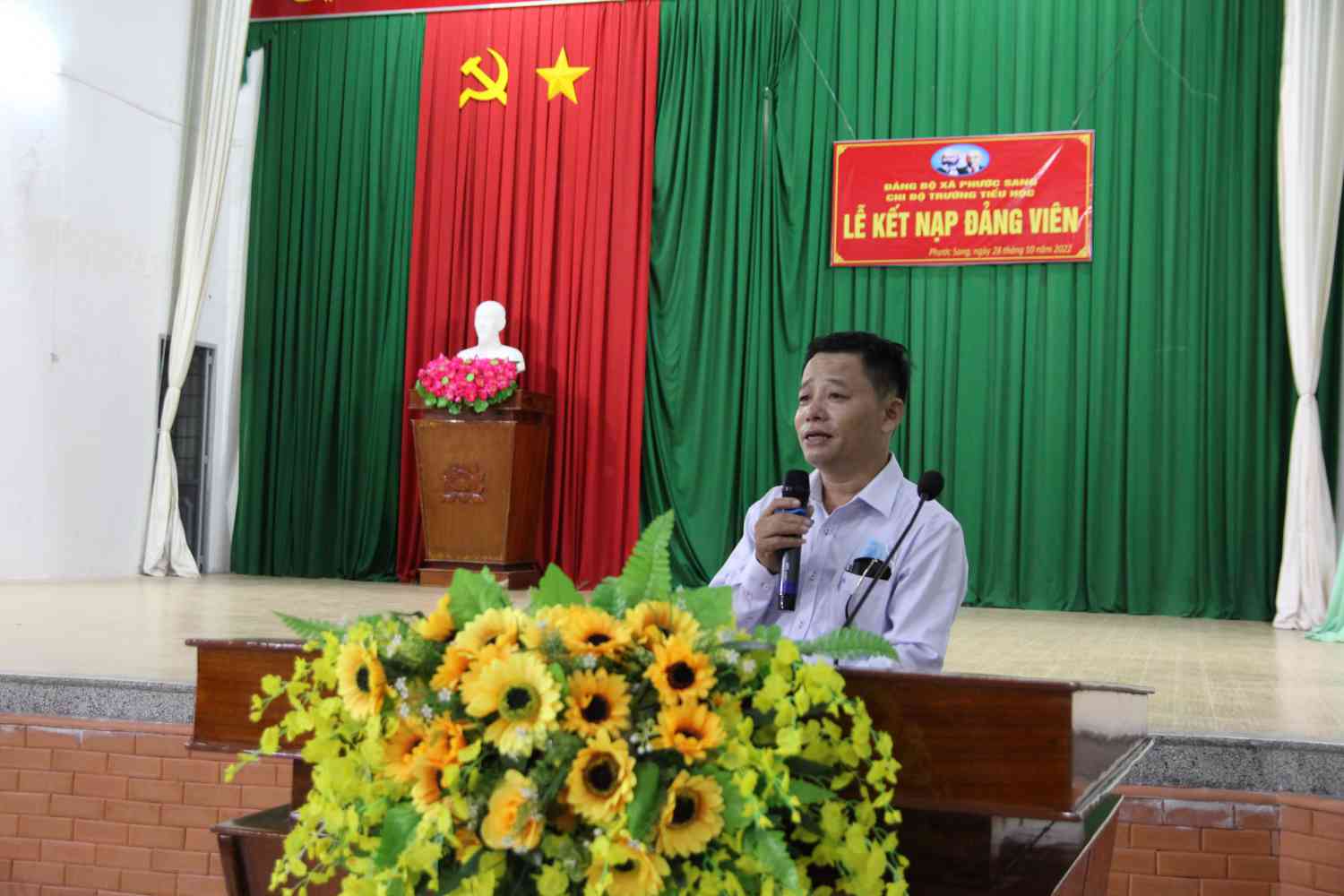 Phat bieu chi dao cua xa