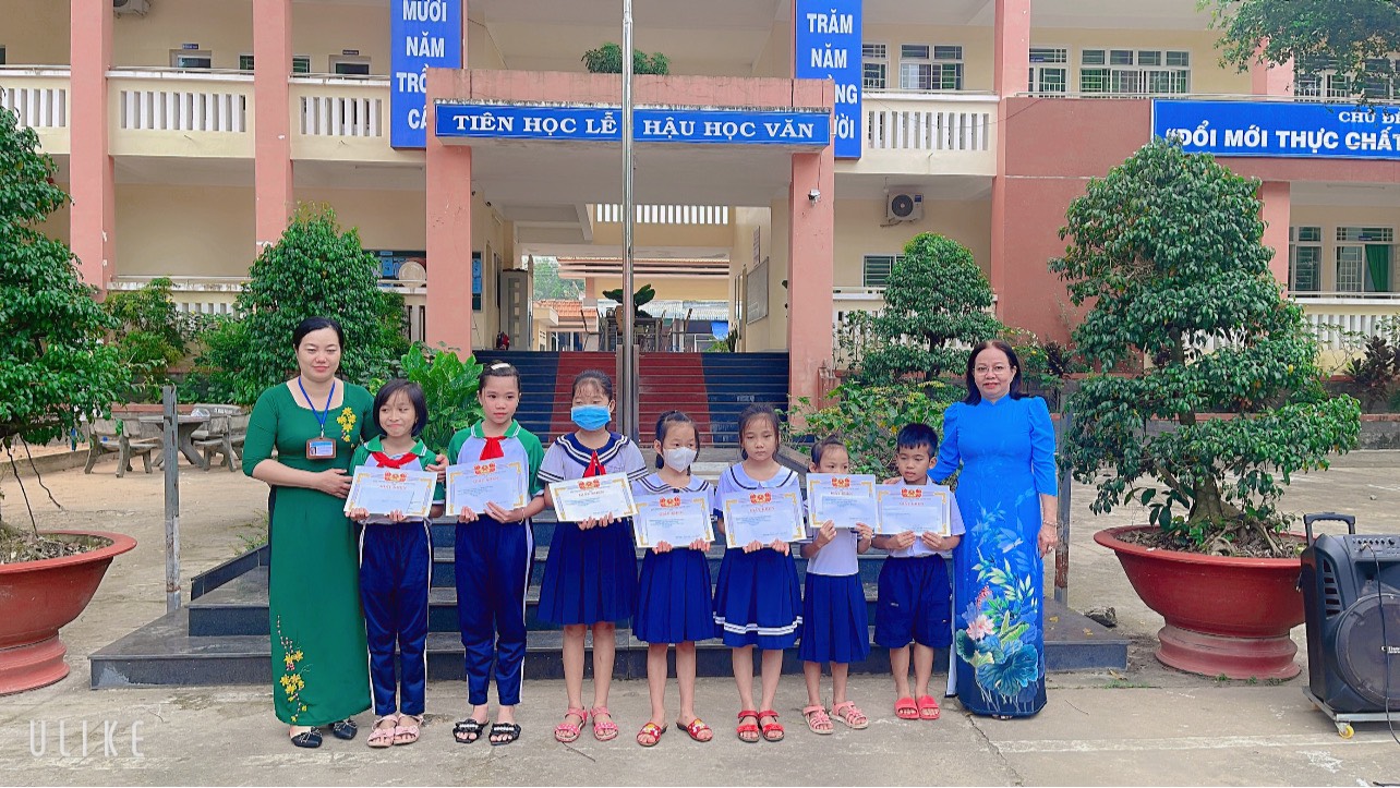 z3860569382604_62fd66e5f815be19988ae3700ec7f95a