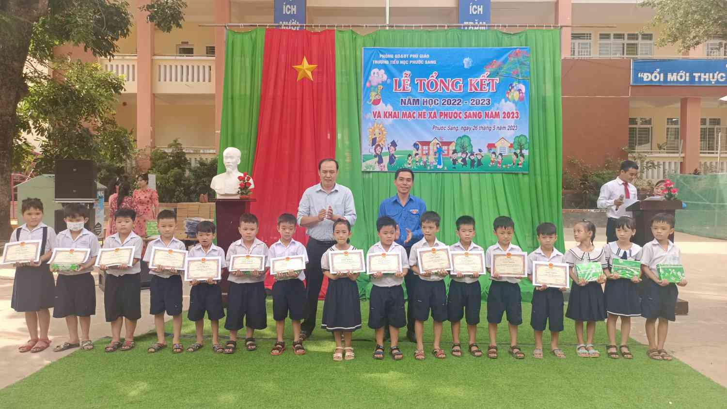 z4377724490034_6af7fb7fe3c469a35a5defa6cc0d7624