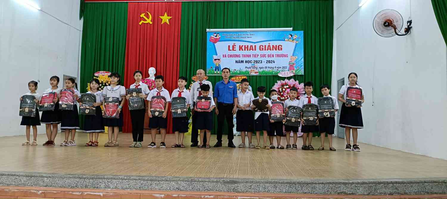 z4664163864670_60522c0e9a7a5a47a8695eef235e2636