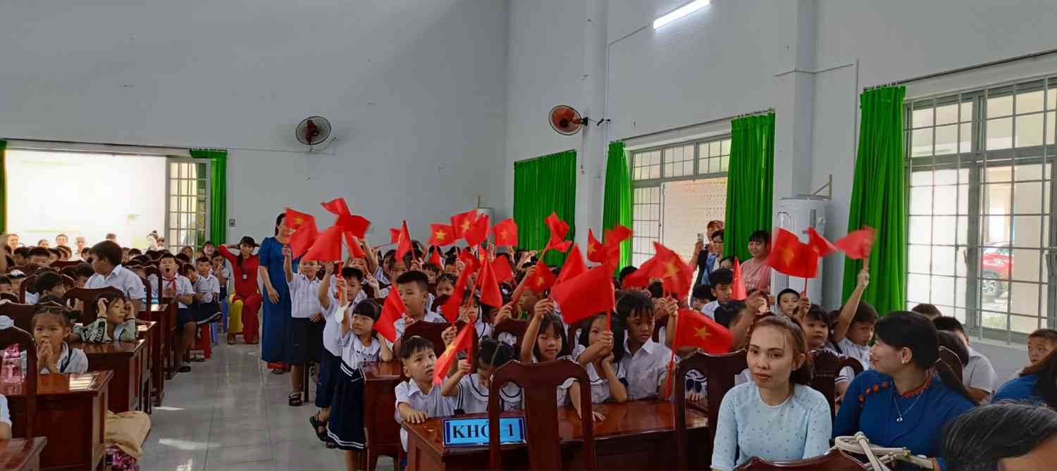 z4664164103707_69cfda450bc7653d2716edba360a7c55