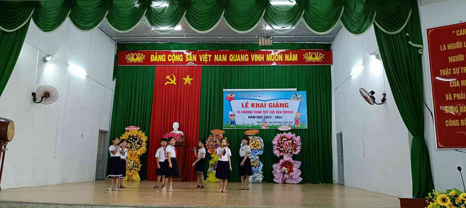 z4664164116943_1098fd19f1b75a8a649f5b1e6b1f3e28