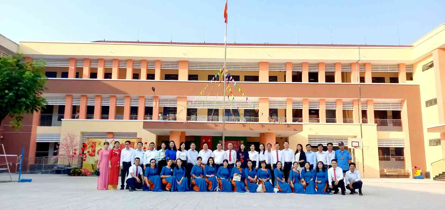 z5126691907568_15892bf7d30c7bc2a68d4f24ae3362c6