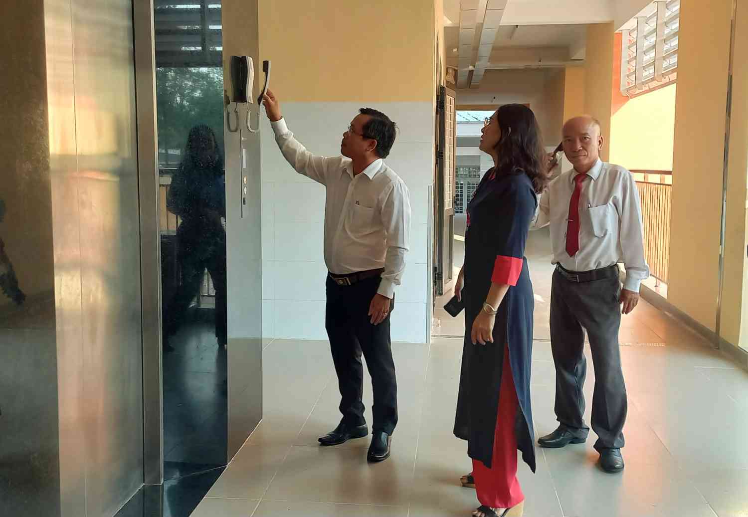 z5126691915643_3807b2583f12abbd476e43b7eaf1f247