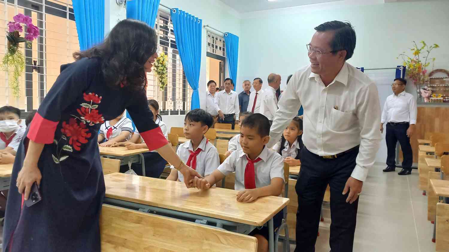 z5126691943661_3946c480b61d5ce45022c4dd35186119