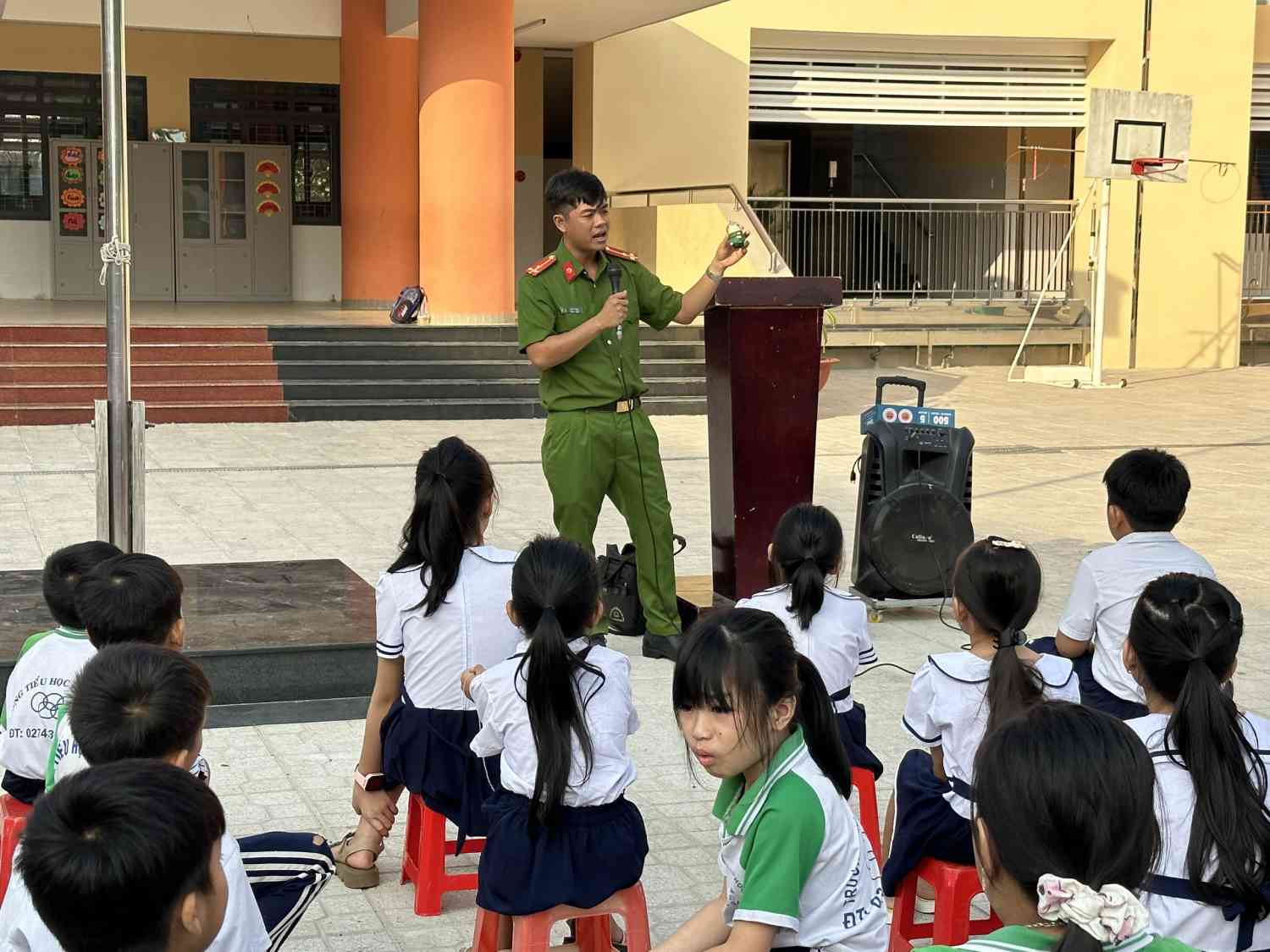 z5238290070820_5a2e53a47874a2aceb19745f3bb944fc