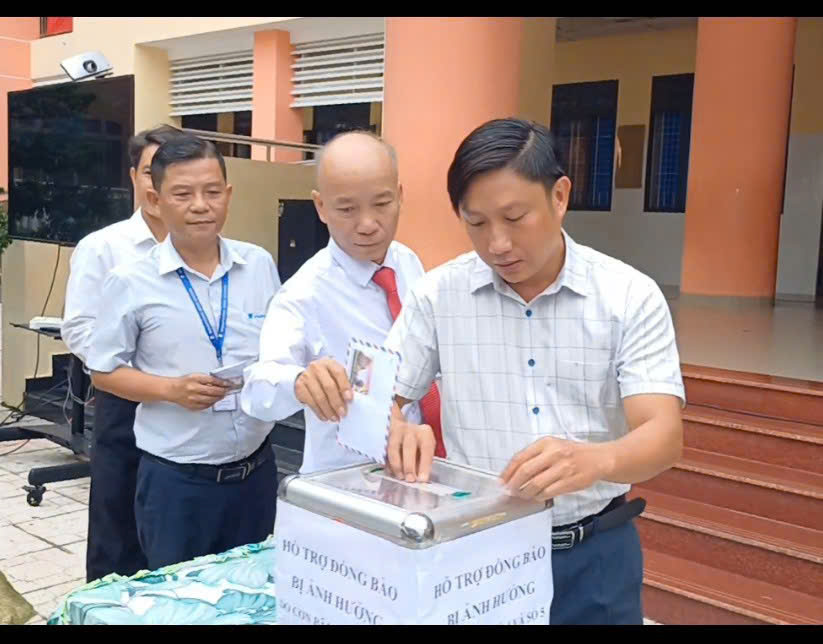 z6979602388251_6fbbca2a6a8f7539434452b1c44e3c04