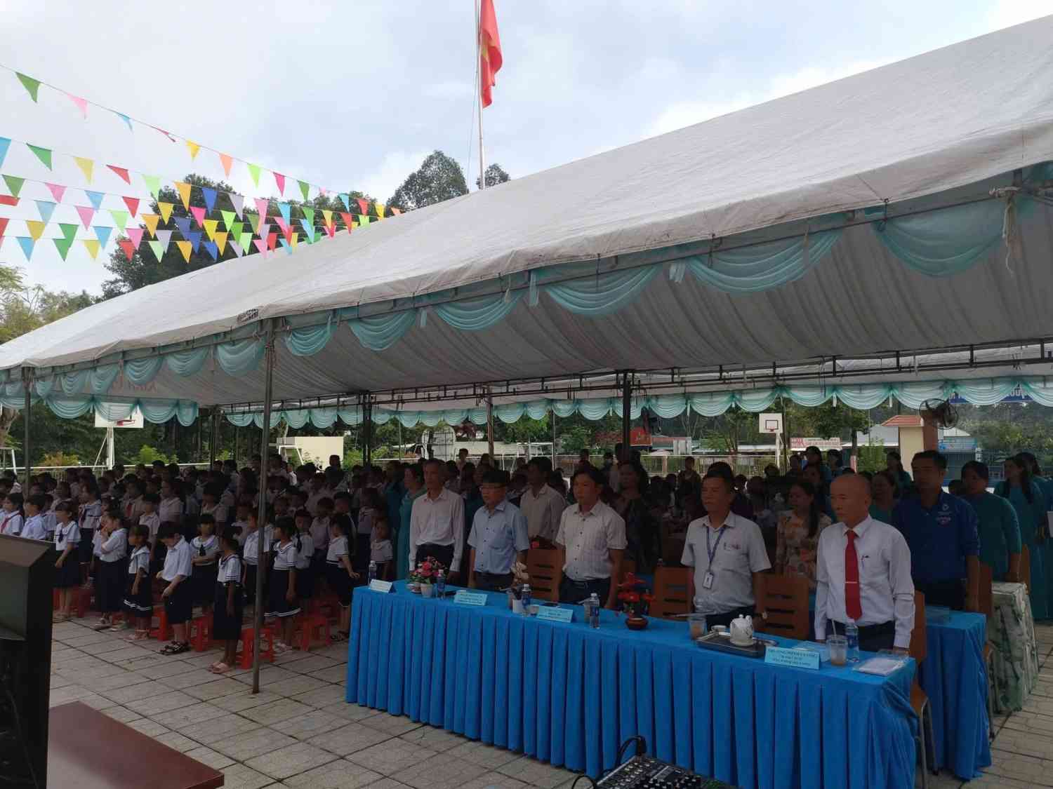 z6979602480009_3a097b95630677be21b8c511929d2dcb